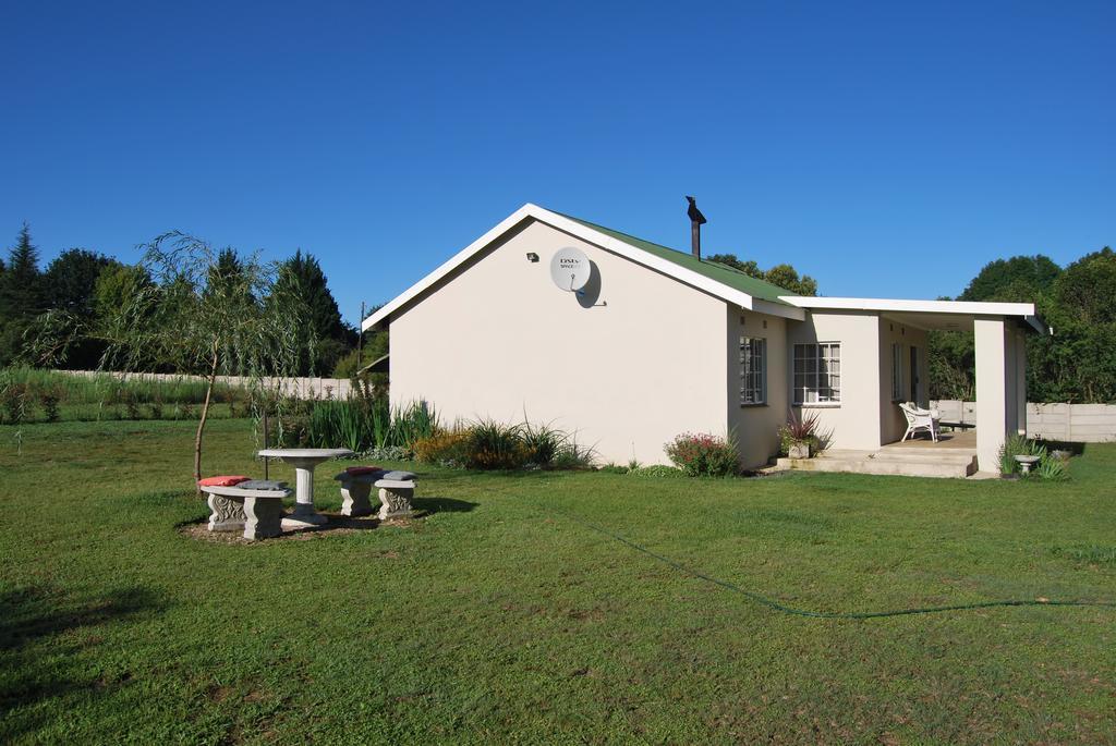 Moya Cottage Underberg Habitación foto